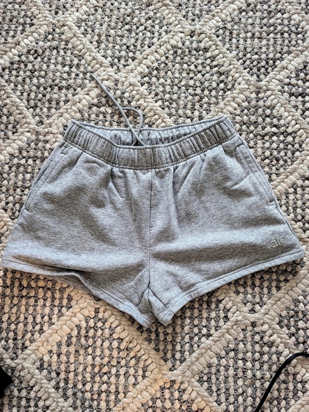Alo Gray Accolade Shorts Size Medium Like New